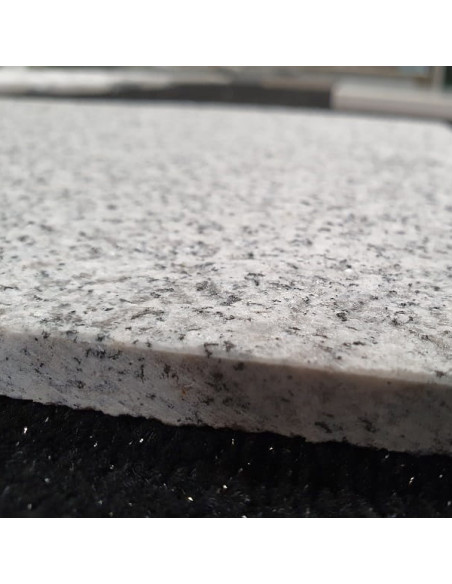 Ljusgrå Granit Light Grey Flammad 30,5x61x1cm | Ekosten.se